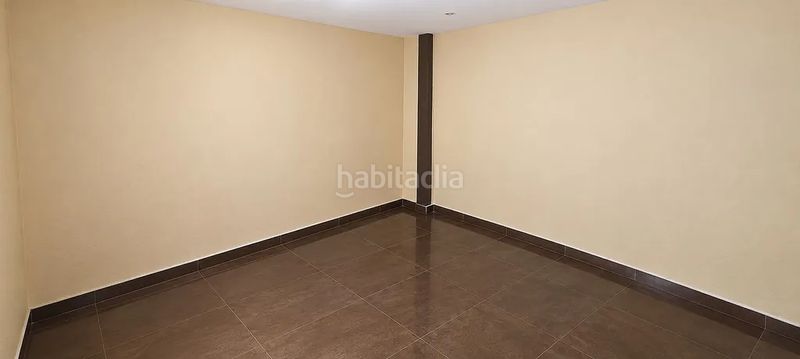 Foto 605dcb42-5fe6-4884-a1bb-4d9a8f242eb8. Local comercial en carrer de frederic prats 49 en Hospitalet de Llobregat (L´)