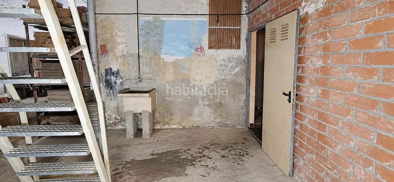 Foto 777deb51-ef20-4a55-8ff0-894f44aca46e. Local comercial en carrer de frederic prats 49 en Hospitalet de Llobregat (L´)
