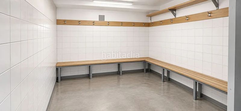Foto e87ee98f-d8ad-4c67-be3b-b04fa821c2c6. Local comercial en carrer de frederic prats 49 en Hospitalet de Llobregat (L´)