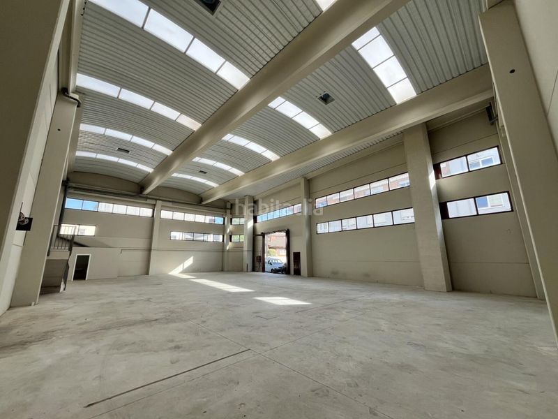 Foto 02c3f4e4-416f-4bed-9d27-bd95eaaa4053. Miete fabrikhalle in Sant Ramón Cerdanyola del Vallès