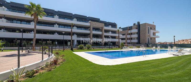 Foto 2e1b8d89-1b41-4a6a-af0a-753ec8e1c03d. Piano terra in Playa Flamenca Orihuela