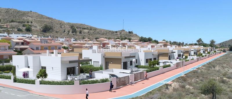 Foto 21632489-1148-4bdb-a070-121efa57b181. Casa adosada nuevo conjunto residencial formado por adosados , a 6km de la playa de el campello. se trata de casas modernas de 108 m2 c en Busot