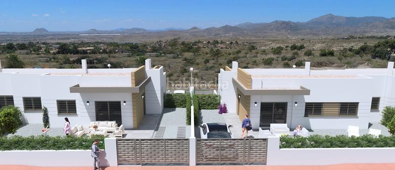 Foto 2c095e46-44e0-4558-9bf1-9ba4294744e7. Casa adosada nuevo conjunto residencial formado por adosados , a 6km de la playa de el campello. se trata de casas modernas de 108 m2 c en Busot