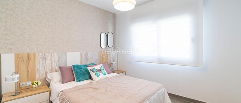 Foto cfcca8a7-b12e-492e-a098-dc842cc3939d. Casa adosada nuevo conjunto residencial formado por adosados , a 6km de la playa de el campello. se trata de casas modernas de 108 m2 c en Busot