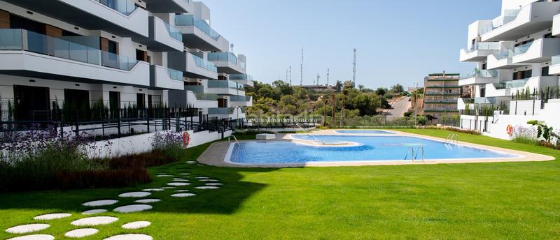 Foto b4c33bf5-d2b3-4eac-824e-d944c96d2543. Erdgeschoss in Villamartín-Las Filipinas Orihuela