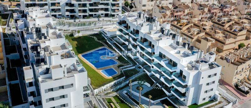 Foto 0ac7875d-16b9-41c0-b7b0-f9f9d70db1d3. Erdgeschoss in Villamartín-Las Filipinas Orihuela