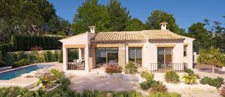 Chalet en Cala Advocat-Baladrar. Villa de una sola planta de estilo mediterráneo situada en la zo