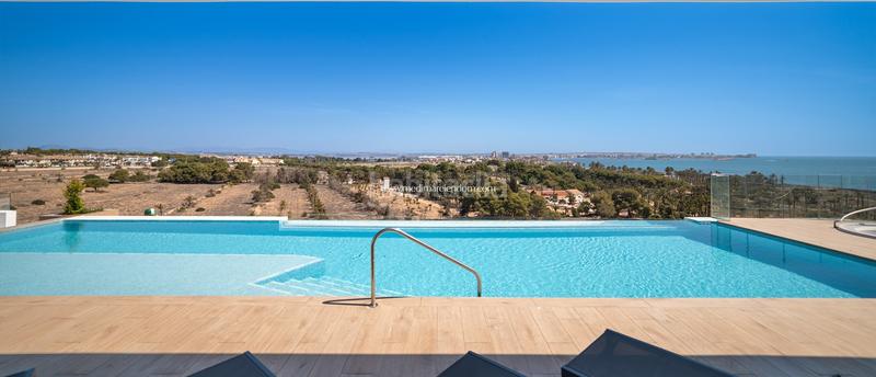 Foto af6c6846-eef5-4cf7-94c2-6bd771aff29c. Attique dans Punta Prima Torrevieja