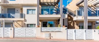 Rez-de-chaussée à El Edén. Apartamento totalmente amueblado con jardín privado orientado al