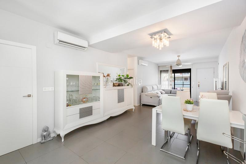 Foto 078e6829-f8c8-4464-a99c-8960d2566a84. Appartement avec piscine dans Torre de la Horadada Pilar de la Horadada