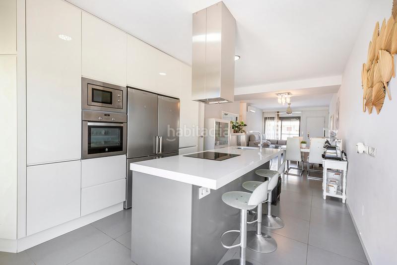 Foto 093d164d-614c-4bc2-a139-510b8cbca73e. Appartement avec piscine dans Torre de la Horadada Pilar de la Horadada