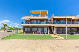 Pis en Torre de la Horadada. Espacioso bungalow en planta baja en torre de la horadada. esta
