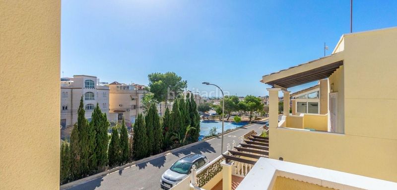 Foto bc62cd95-a676-4e6c-a414-d733ef08e45a. Casa amb piscina a San Miguel de Salinas