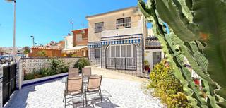 Appartement à Cabo Cervera. Le presentamos este precioso apartamento en planta baja reciente