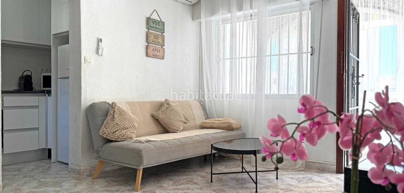 Foto f58a9900-8d3e-4138-987f-64717e40abcb. Flat in Cabo Cervera Torrevieja