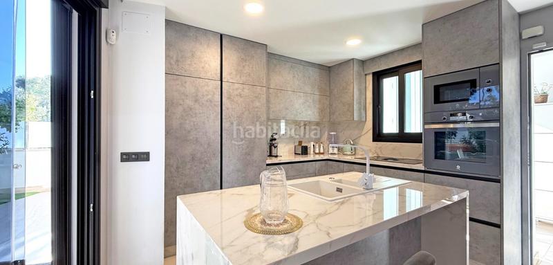 Foto 0b9db027-3125-48cf-9379-9f7810933566. Casa con piscina in Villamartín-Las Filipinas Orihuela