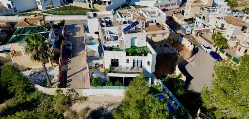 Foto 1ab5bde4-75fe-442d-b512-6a1484435a98. Casa con piscina in Villamartín-Las Filipinas Orihuela