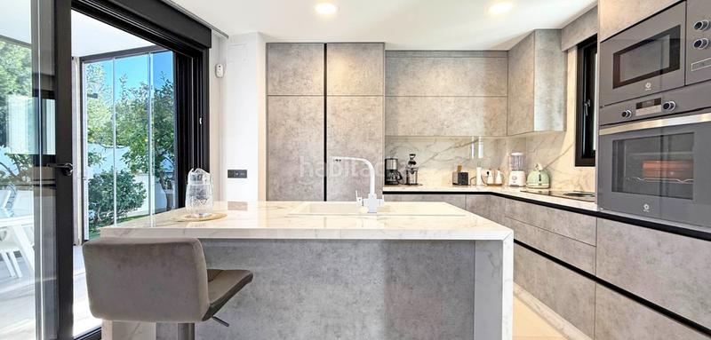 Foto 50b431d0-a4bc-4eaf-9770-56eae224d8d1. Casa con piscina in Villamartín-Las Filipinas Orihuela