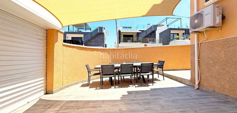 Foto fe8c53c1-96cd-48ef-b482-838a0b5bae34. Casa adossada amb piscina a Los Almendros Orihuela