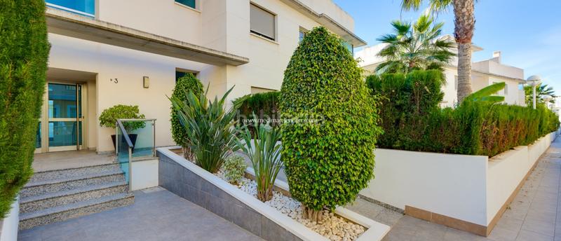 Foto 89b1d5e1-f54e-496f-860d-709f7002235c. Pis amb calefacció aparcament piscina a Rojales