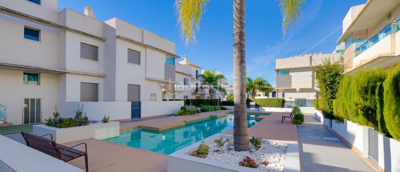 Foto 9b814fcc-90bc-43ae-9878-e26539202a0a. Pis amb calefacció aparcament piscina a Rojales