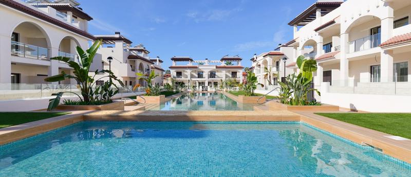 Foto 2d6c532f-9a95-4a94-bb86-f6d47d0a57b3. Pis amb calefacció aparcament piscina a Rojales