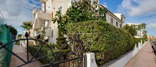Pis a Aguas Nuevas. Lujoso apartamento recién reformado en torrevieja. bienvenido a