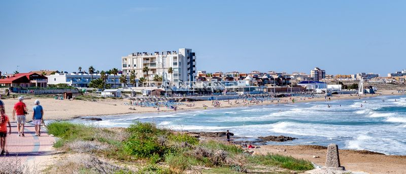 Foto 53a80a66-473d-48c9-a038-1d3e78fdf6a1. Pis amb calefacció aparcament piscina a Aguas Nuevas Torrevieja