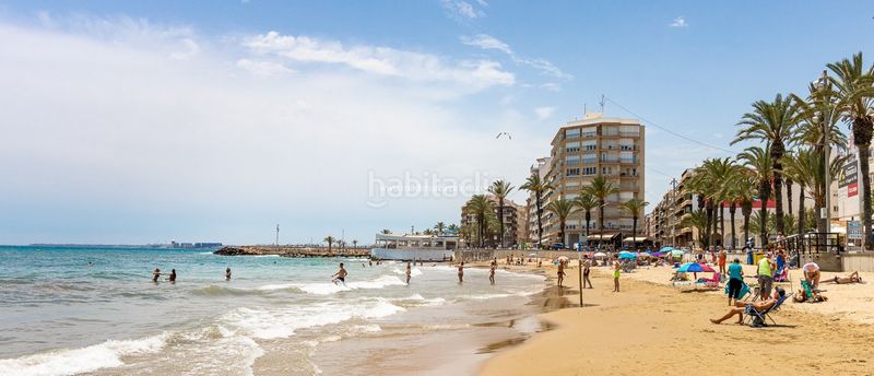 Foto 0d43336b-a7fc-4fd6-bca9-50621d419a5c. Pis amb calefacció aparcament piscina a Avenida Habaneras - Curva de Palangre Torrevieja
