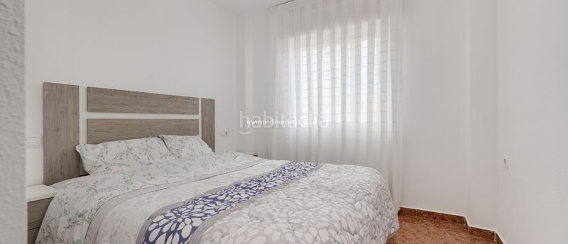 Foto 5e8cbf73-5820-4ec0-b999-f4d4e0c50156. Pis amb calefacció aparcament piscina a Avenida Habaneras - Curva de Palangre Torrevieja