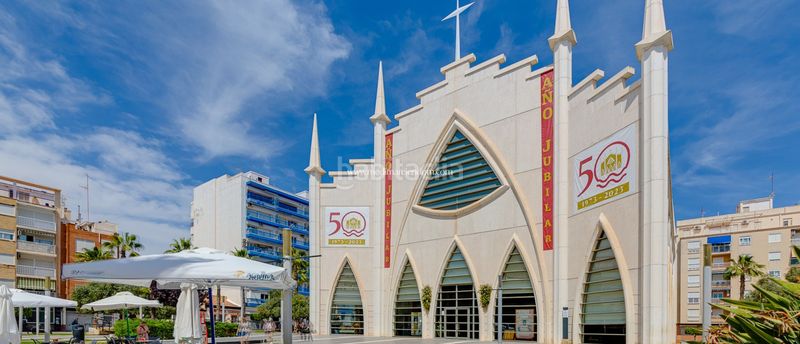 Foto dbb06de9-f036-47eb-939d-7c2f8b3ec510. Pis amb calefacció aparcament piscina a Avenida Habaneras - Curva de Palangre Torrevieja