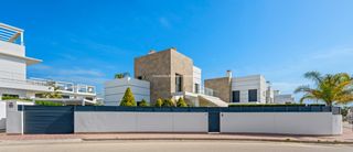 Maison à Rojales. Bienvenido a esta elegante y bellamente presentada villa en la c