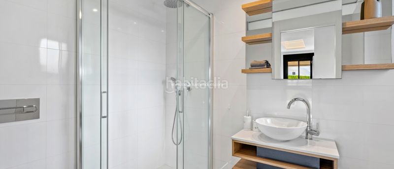 Foto a67fa426-37eb-4ca1-a41b-cf626746606f. Casa amb calefacció aparcament piscina a Rojales