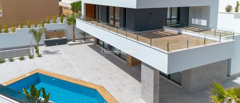 Foto 3138956d-494d-4f9a-ac47-7e2eea8fc3f8. Casa amb calefacció aparcament piscina a La Marquesa Rojales