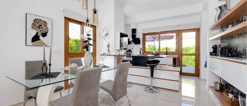 Foto a0cc8b6b-8550-43d7-a71b-e8985800d8a3. Casa amb calefacció a Benijófar