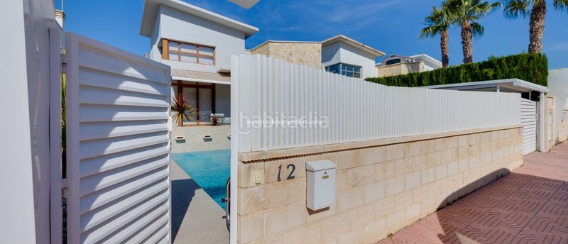 Foto b95ae69b-d662-4856-b8cf-f90eeeff26cc. Casa amb calefacció a Benijófar
