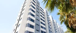 Appartement à Punta Prima. Lujo moderno junto a la playa en punta prima apartamento esquine