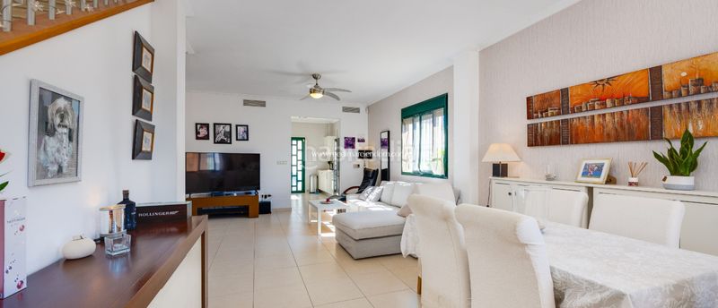 Foto ecf393f6-d405-48a2-ba40-75d3775fbbe8. Casa amb calefacció aparcament piscina a Centro de la Ciudad Quesada Rojales