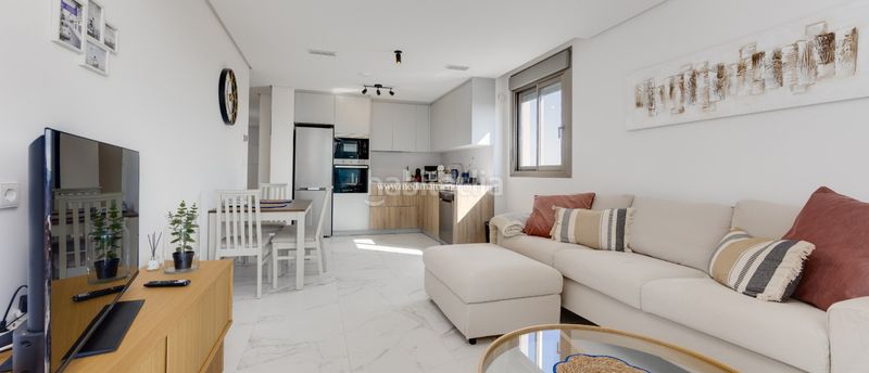 Foto 403bb492-d795-4e04-86b4-c2881a5a3609. Apartment with heating parking pool in Gran Playa Santa Pola