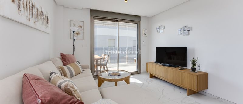 Foto 44002d63-b789-451a-bdf6-f83da08039e4. Apartment with heating parking pool in Gran Playa Santa Pola