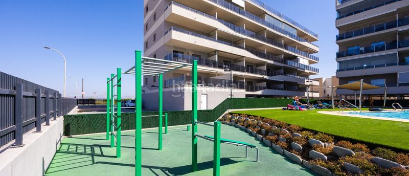 Foto d90af676-4f14-4e05-80e3-4f09c6747f5d. Apartment with heating parking pool in Gran Playa Santa Pola