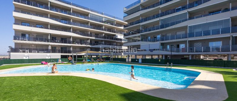 Foto e1961103-62c3-44ed-96fa-f19cc9658a56. Apartment with heating parking pool in Gran Playa Santa Pola