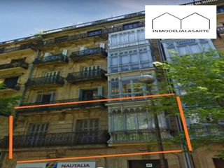 Pis a Calle urbieta 44. Piso en venta en egia