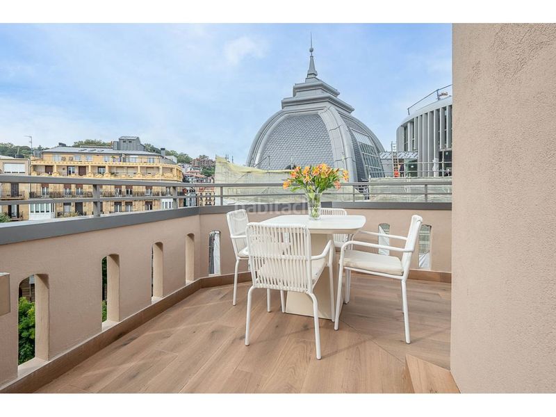 Foto e3cfc090-9ff7-41a0-ac21-b3d7ffa5bf34. Appartement dans calle pedro egaña 2 dans Área Romántica Donostia - San Sebastián