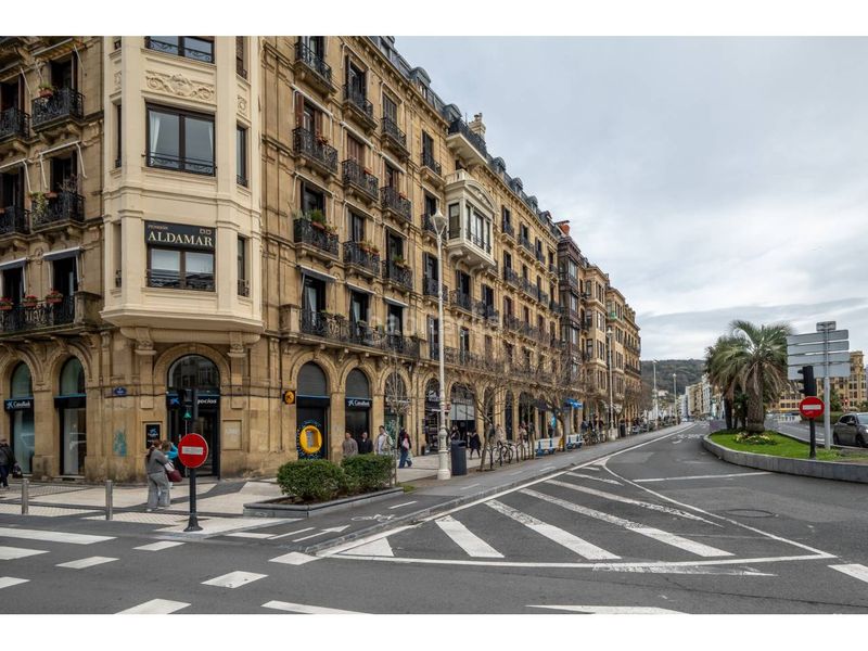 Foto 0504f0ff-8e84-4306-9bc9-9149ef7693ea. Appartement dans calle boulevard zumardia 1 dans Área Romántica Donostia - San Sebastián