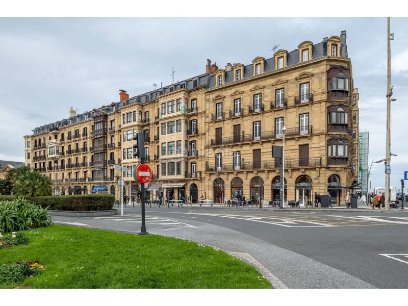 Foto 080137aa-236d-409b-87f9-3568b491520c. Appartement dans calle boulevard zumardia 1 dans Área Romántica Donostia - San Sebastián