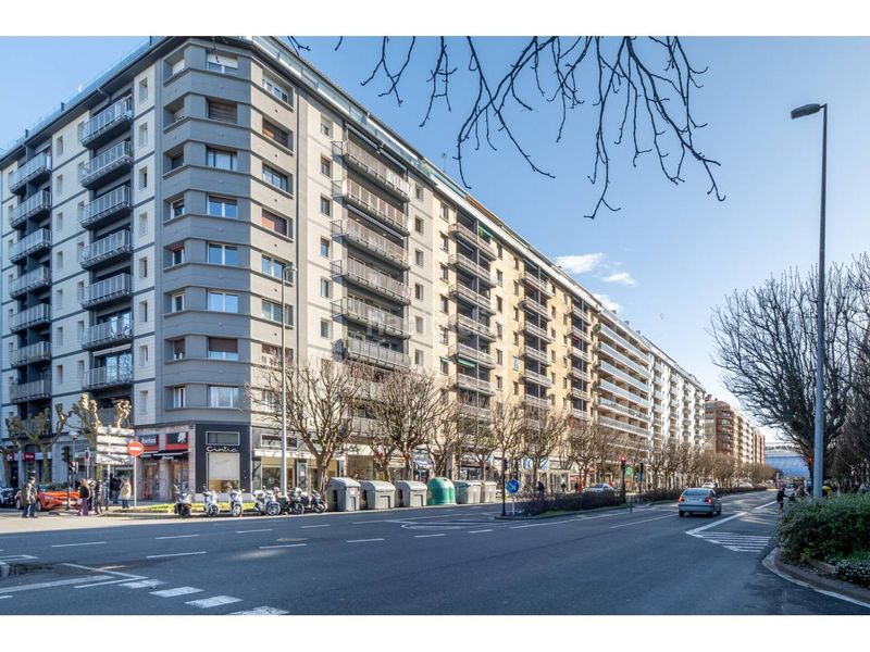 Foto 3baf8f88-808b-41b5-a1f1-fe854b8362fc. Appartement dans avenida madrid 5 dans Amara Donostia - San Sebastián