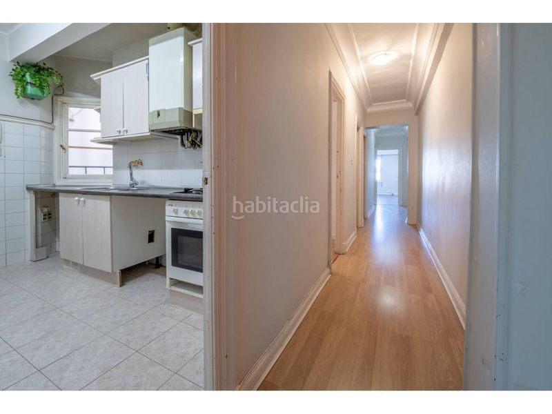 Foto 658210f4-1d99-42a3-ae10-0f814b603dd3. Appartement dans avenida madrid 5 dans Amara Donostia - San Sebastián