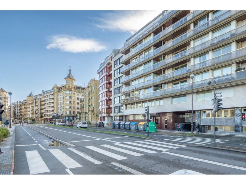 Foto 8eaff0f8-4d8e-4c7a-bcfd-53ffae6b7b20. Appartamento in paseo miraconcha 6 in Área Romántica Donostia - San Sebastián