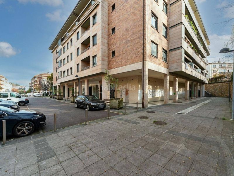 Foto 90a2dd28-f305-4549-b1e5-9fa57c8c0520. Local comercial a calle oriamendi 1 a Hernani